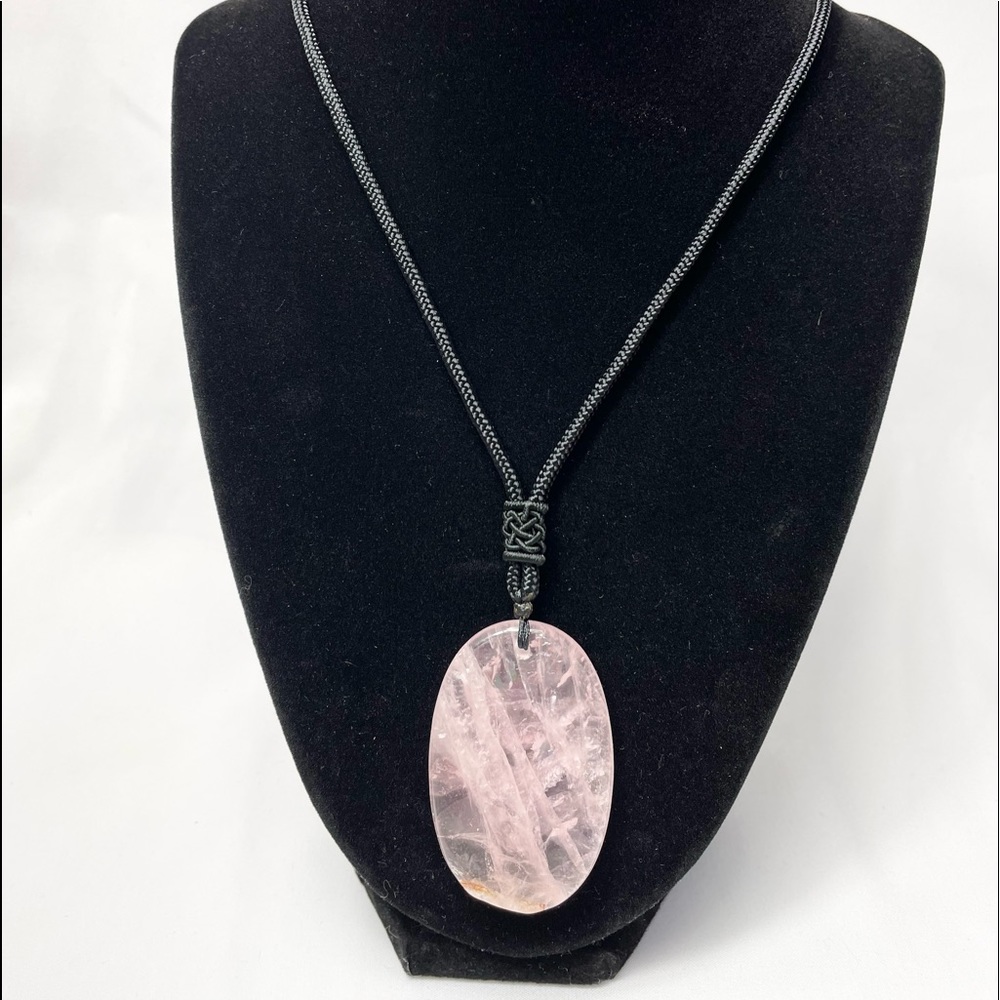 Rose Quartz Pendant & Necklace